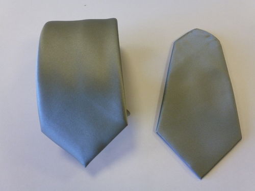 Corbata raso 8 cm, pañuelo gris claro