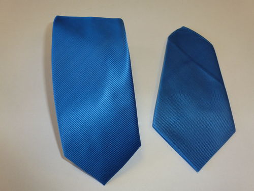 Corbata microfibra falso liso 8 cm y pañuelo azul