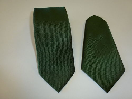 Corbata microfibra falso liso 8 cm y pañuelo verde oscuro